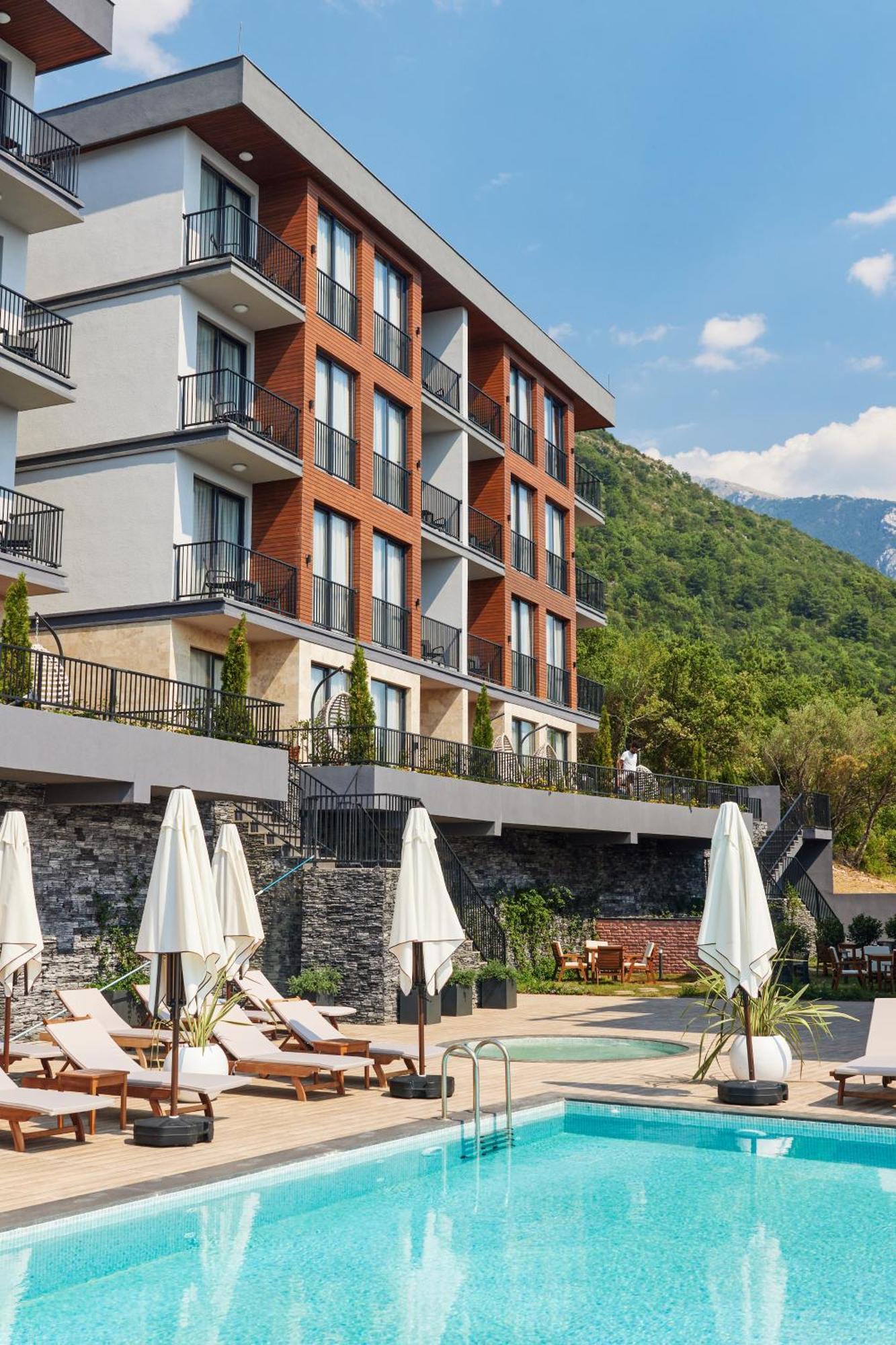 Bayview Hills Luxury Residences Tivat Eksteriør bilde