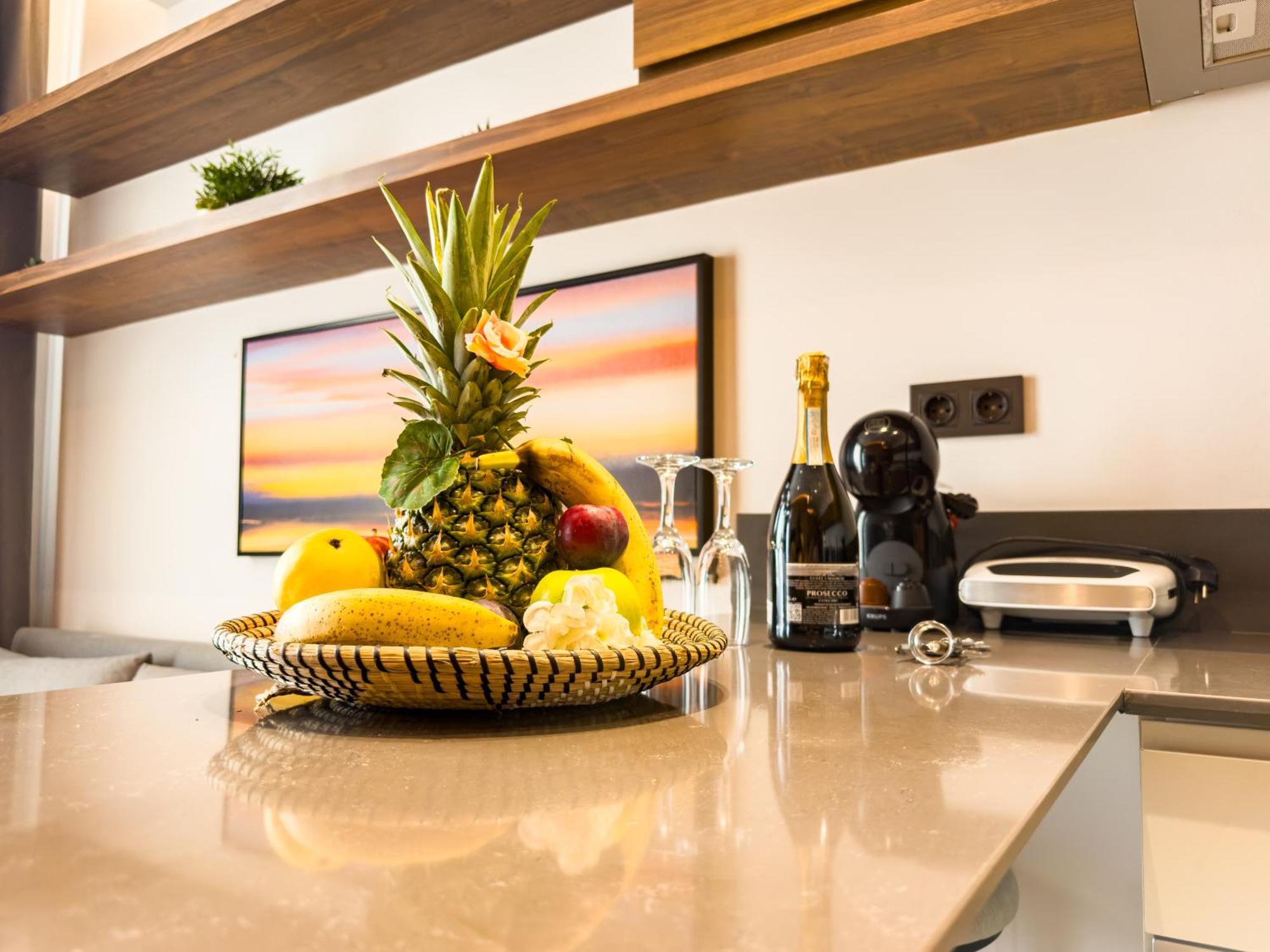 Bayview Hills Luxury Residences Tivat Eksteriør bilde
